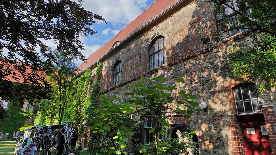Halle (Saale) Neue Residenz Garten Projekt Wortreich